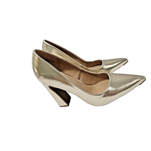 Anne Michelle Women's Heels Size 8 Gold Pointed Toe Chunky Block High Heel - Picture 1 of 11